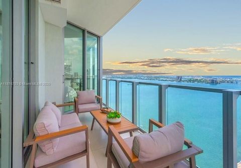 2900 NE 7th Ave 3209 Miami FL 33137