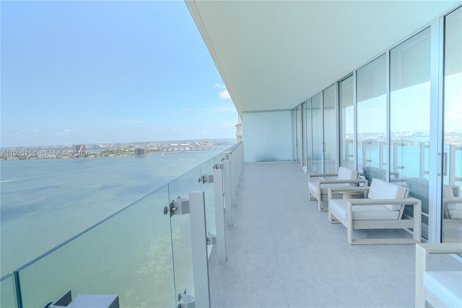 700 NE 26th Ter 2602