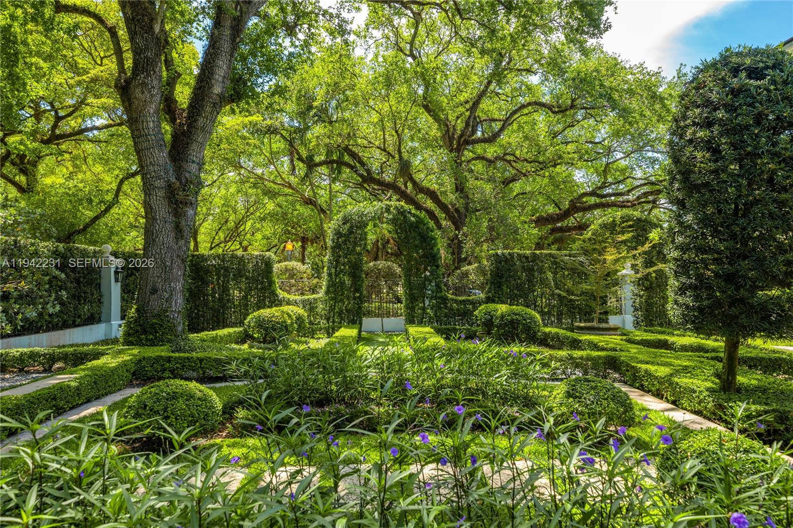 C GAB COUNTRY CLUB SEC 4 - Residential