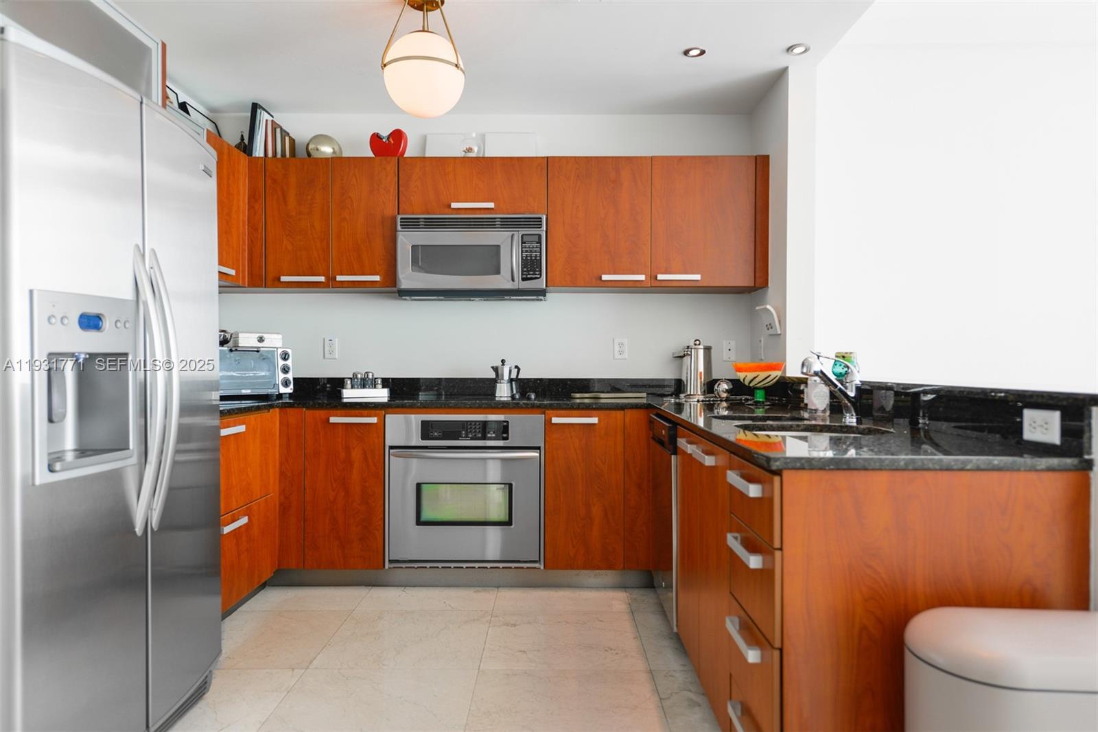 3131 NE 188th St 1-1213