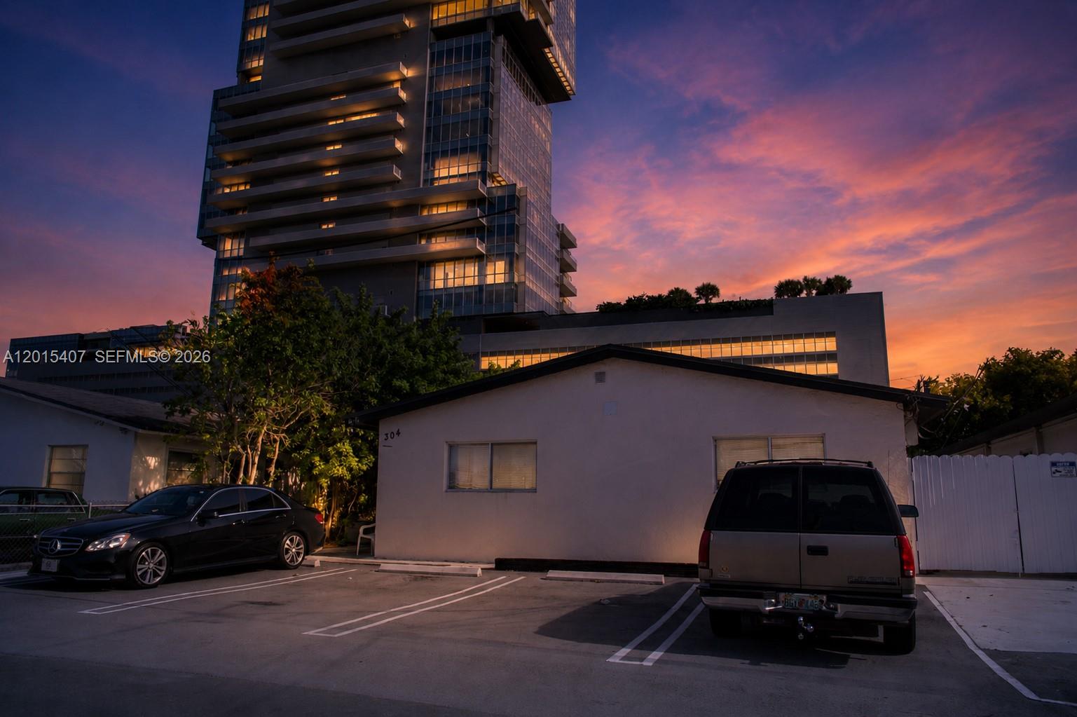 HALLANDALE PARK - Residential Lease