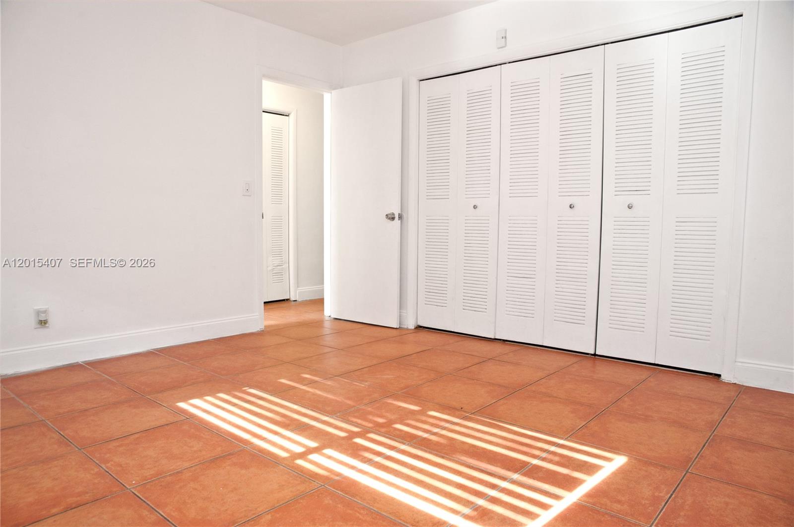 HALLANDALE PARK - Residential Lease