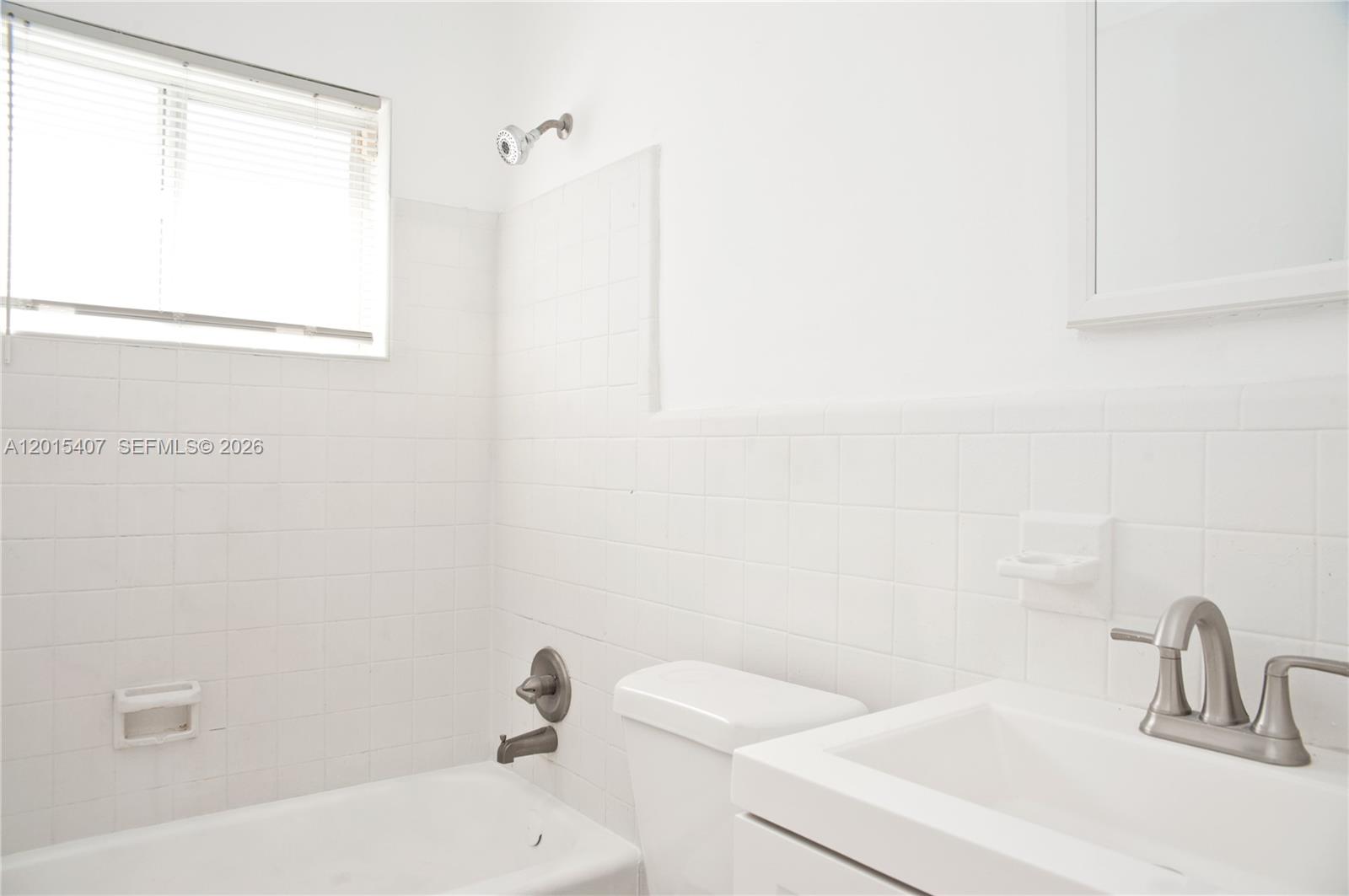 HALLANDALE PARK - Residential Lease