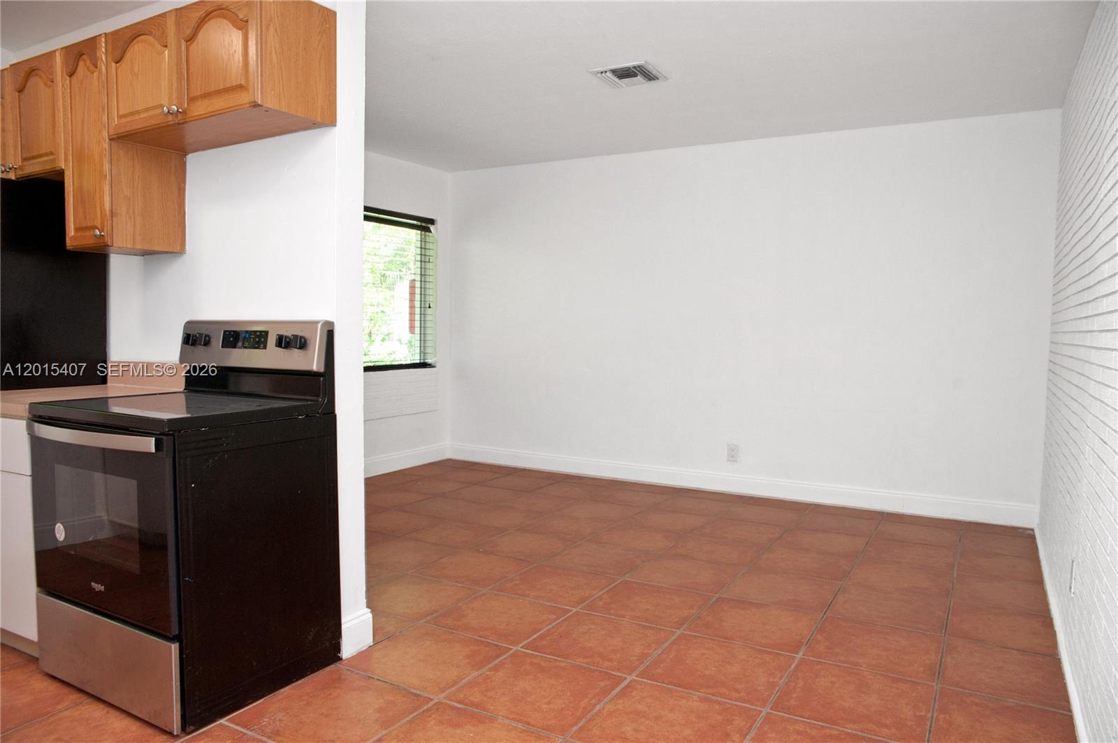 HALLANDALE PARK - Residential Lease