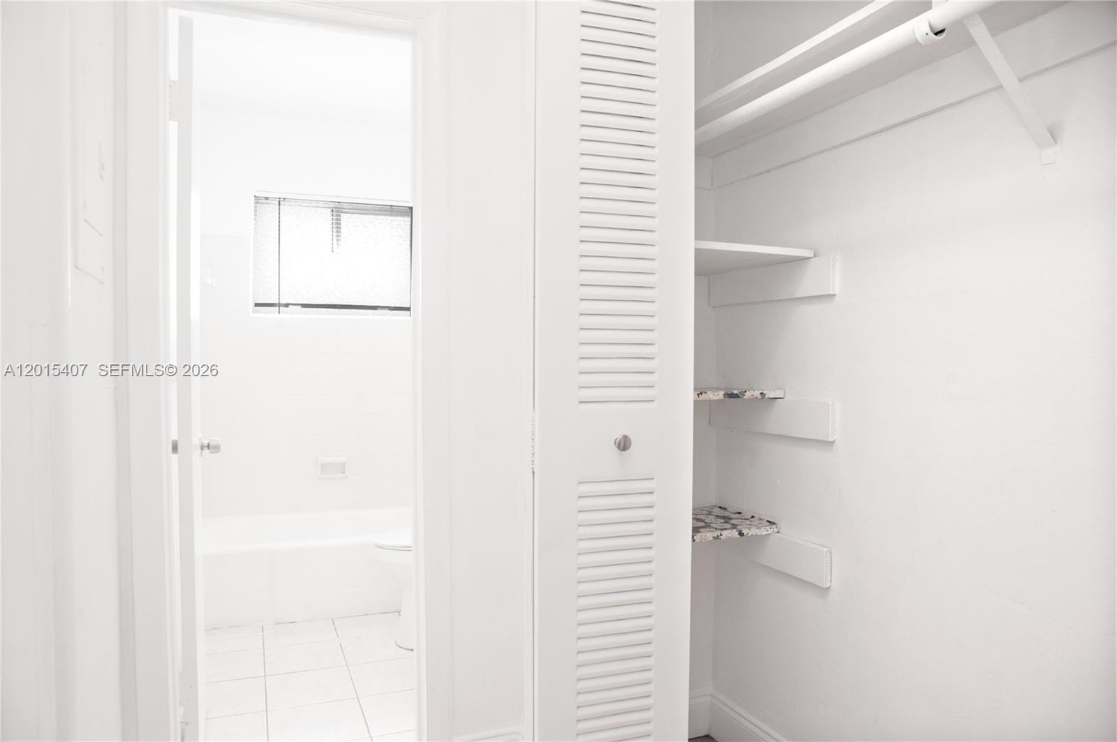 HALLANDALE PARK - Residential Lease