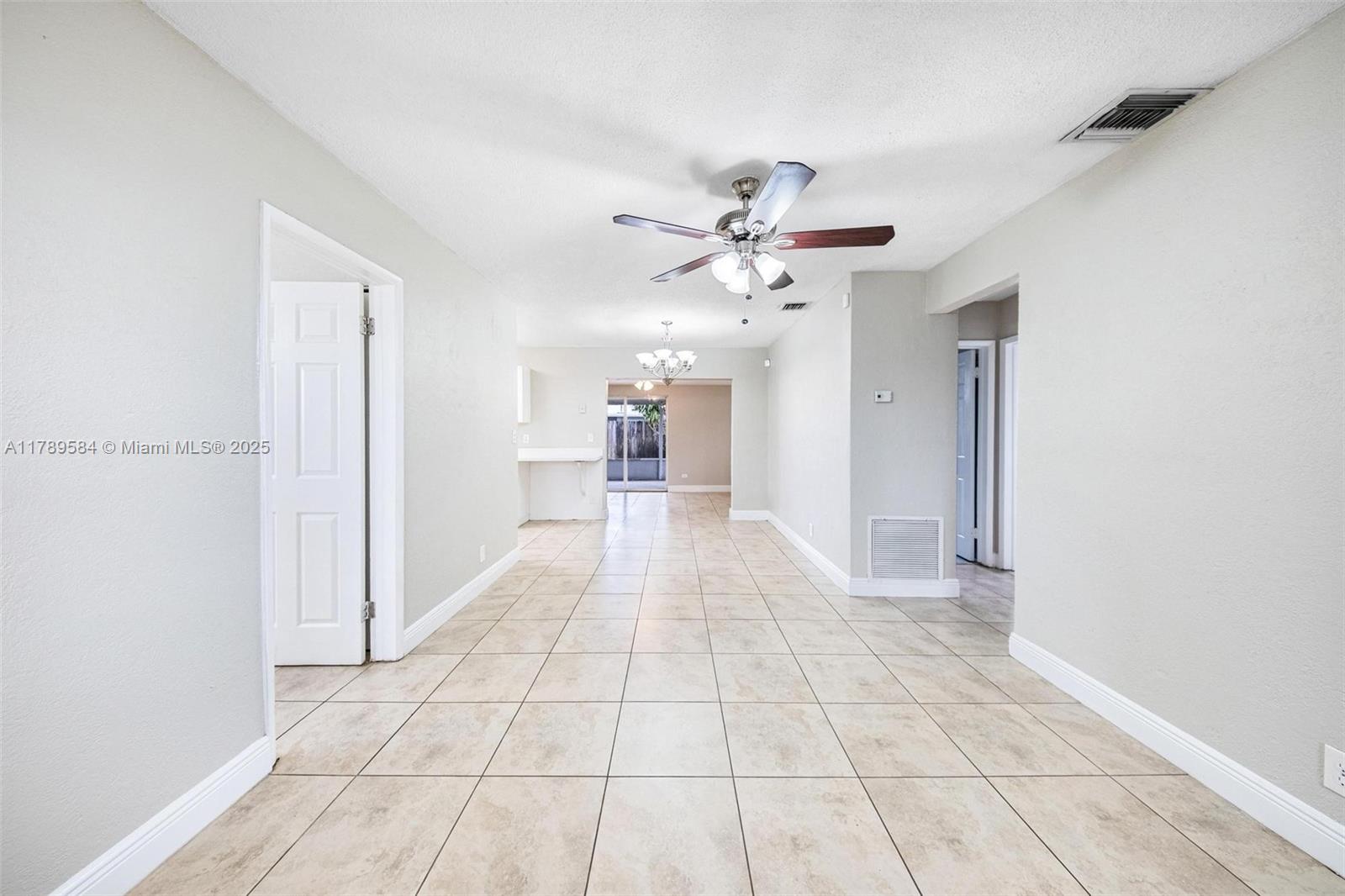 TWIN LAKES HOMES SEC 4 - Residential