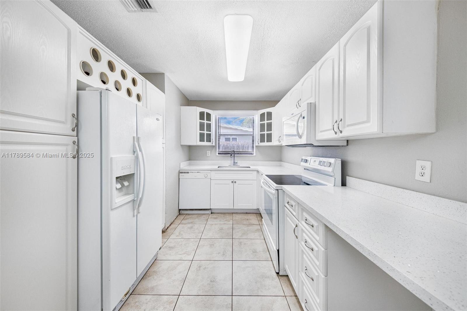 4138 NW 12th Ter