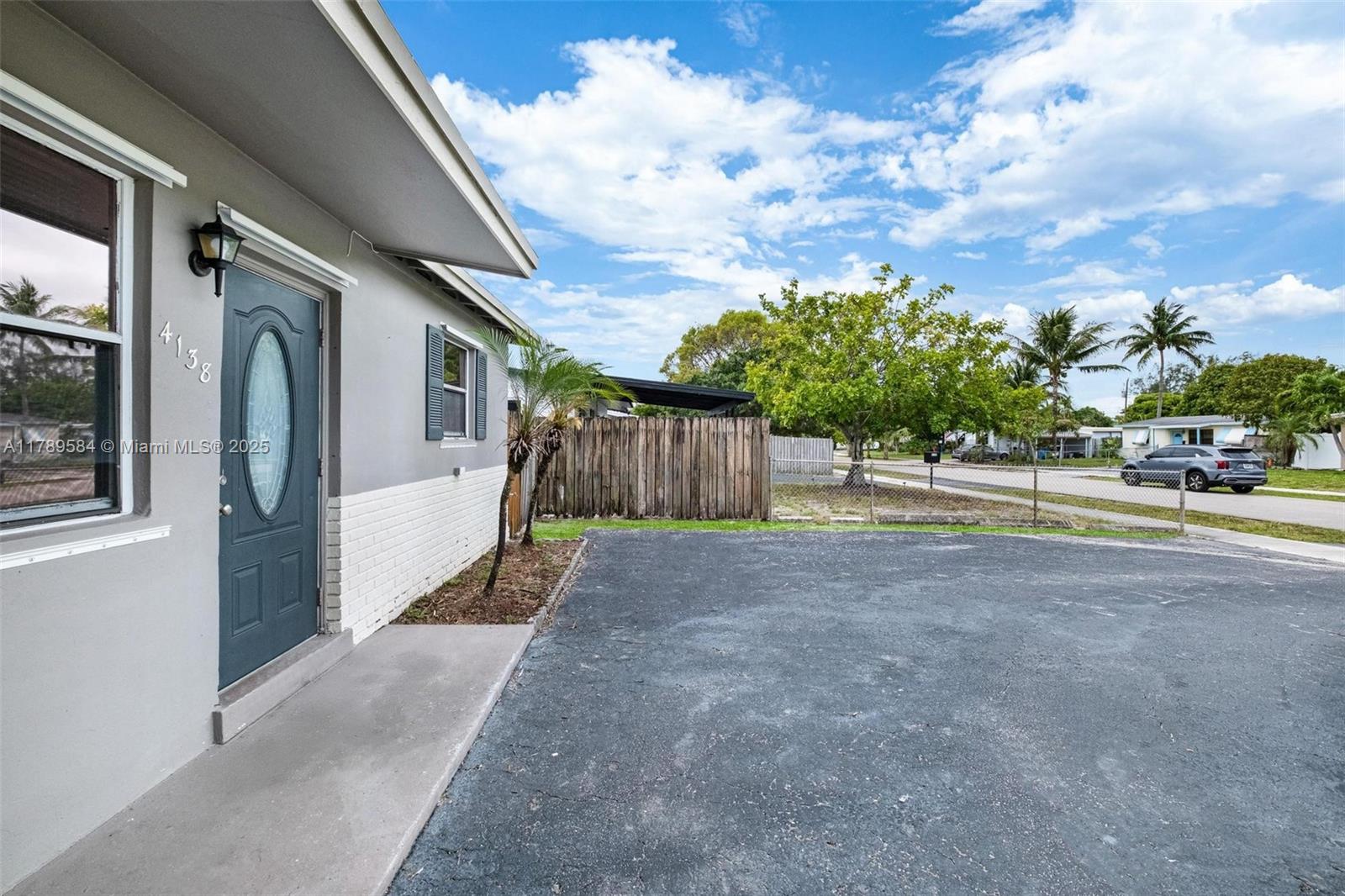 TWIN LAKES HOMES SEC 4 - Residential