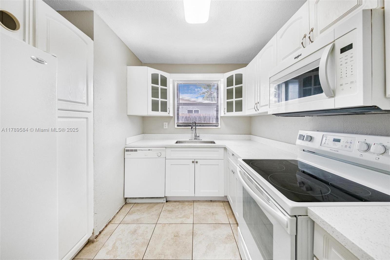 TWIN LAKES HOMES SEC 4 - Residential