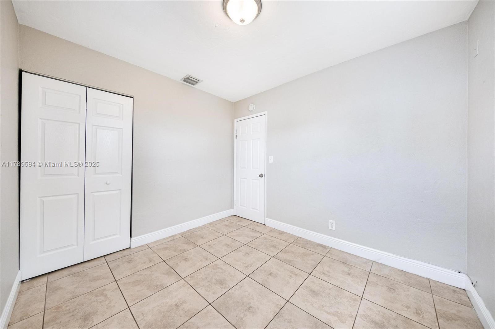 TWIN LAKES HOMES SEC 4 - Residential