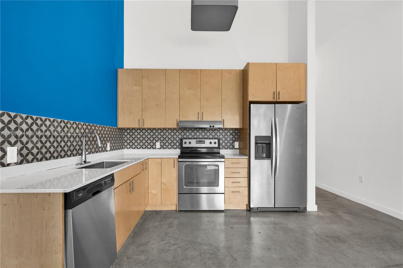 CITY OF MIAMI SOUTH - Residential Lease