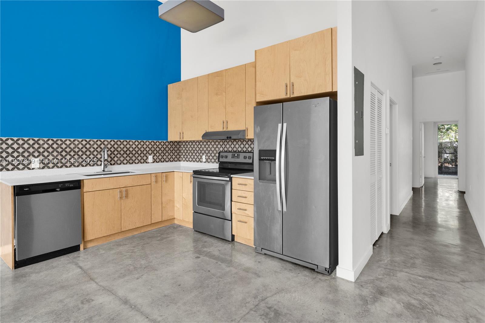 CITY OF MIAMI SOUTH - Residential Lease