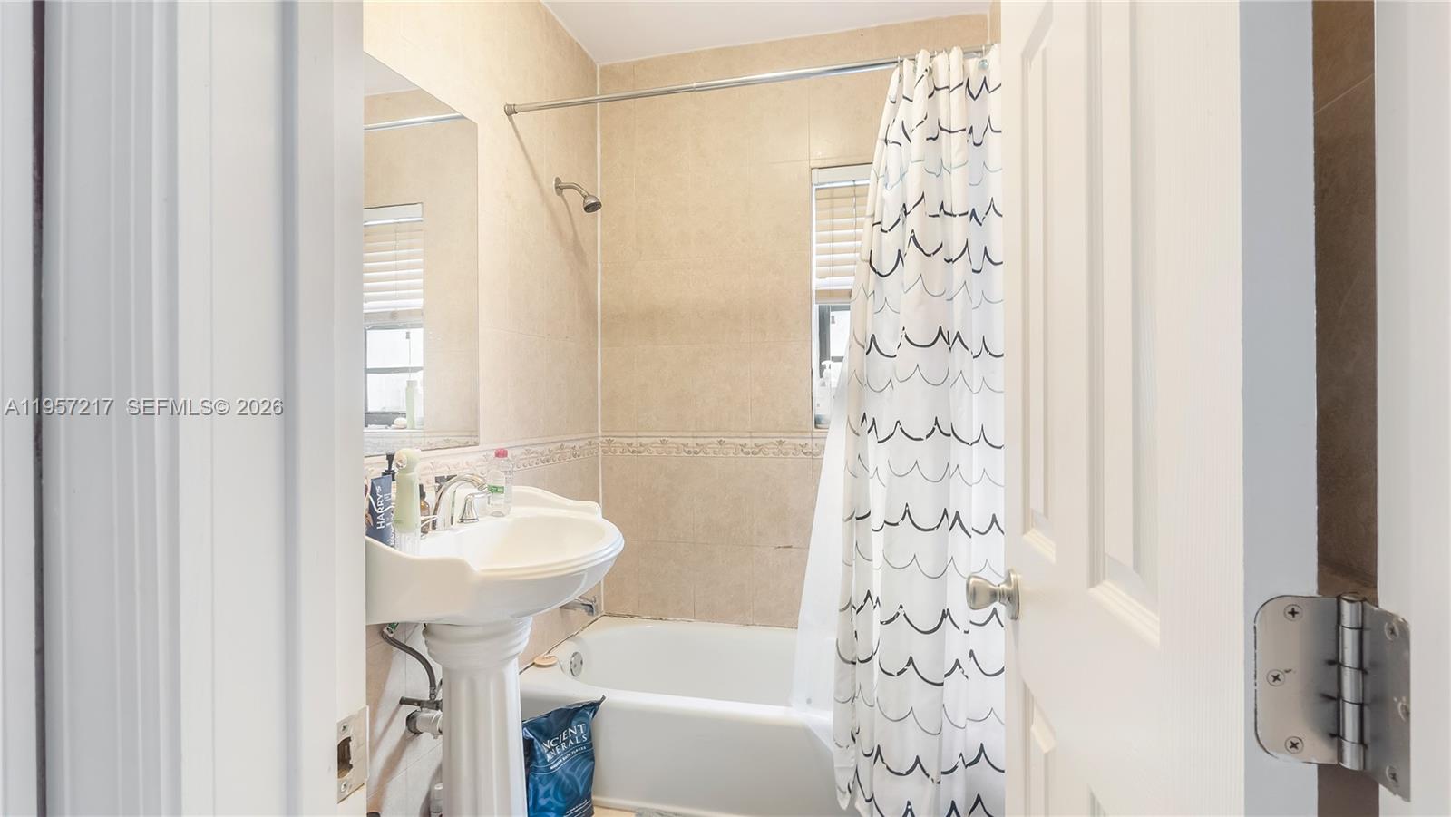 WEST MIAMI SHORES SEC C - Residential