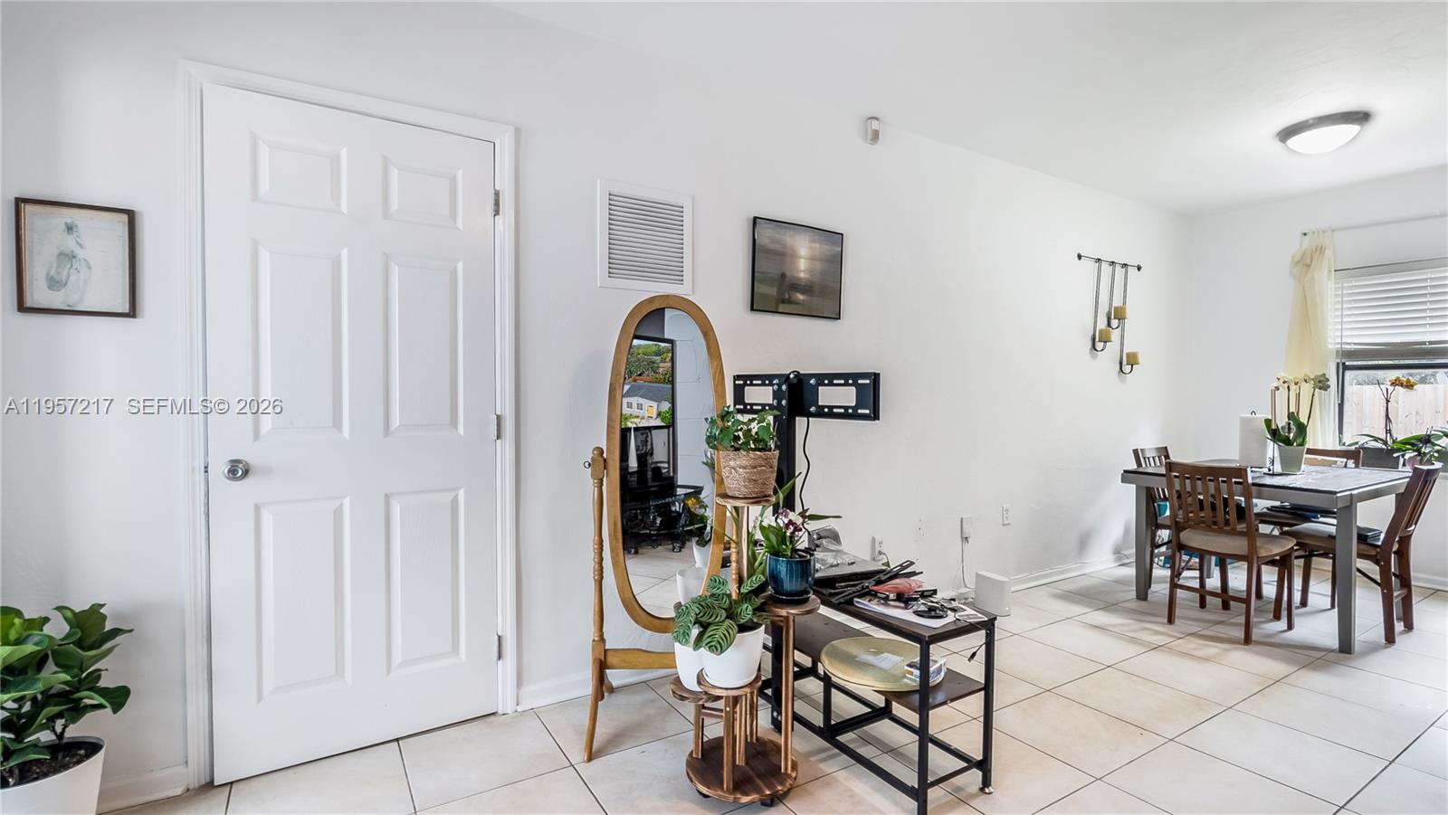 WEST MIAMI SHORES SEC C - Residential