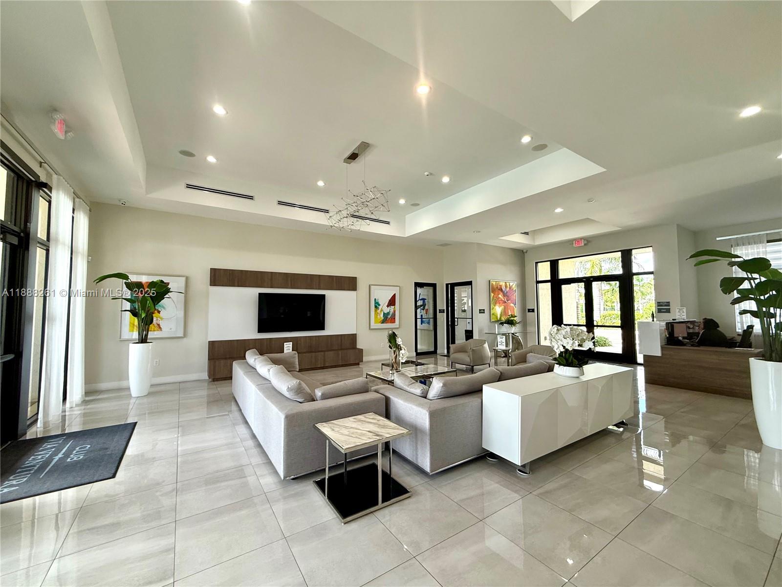 VIA VENTURA NEIGHBORHOOD - Residential