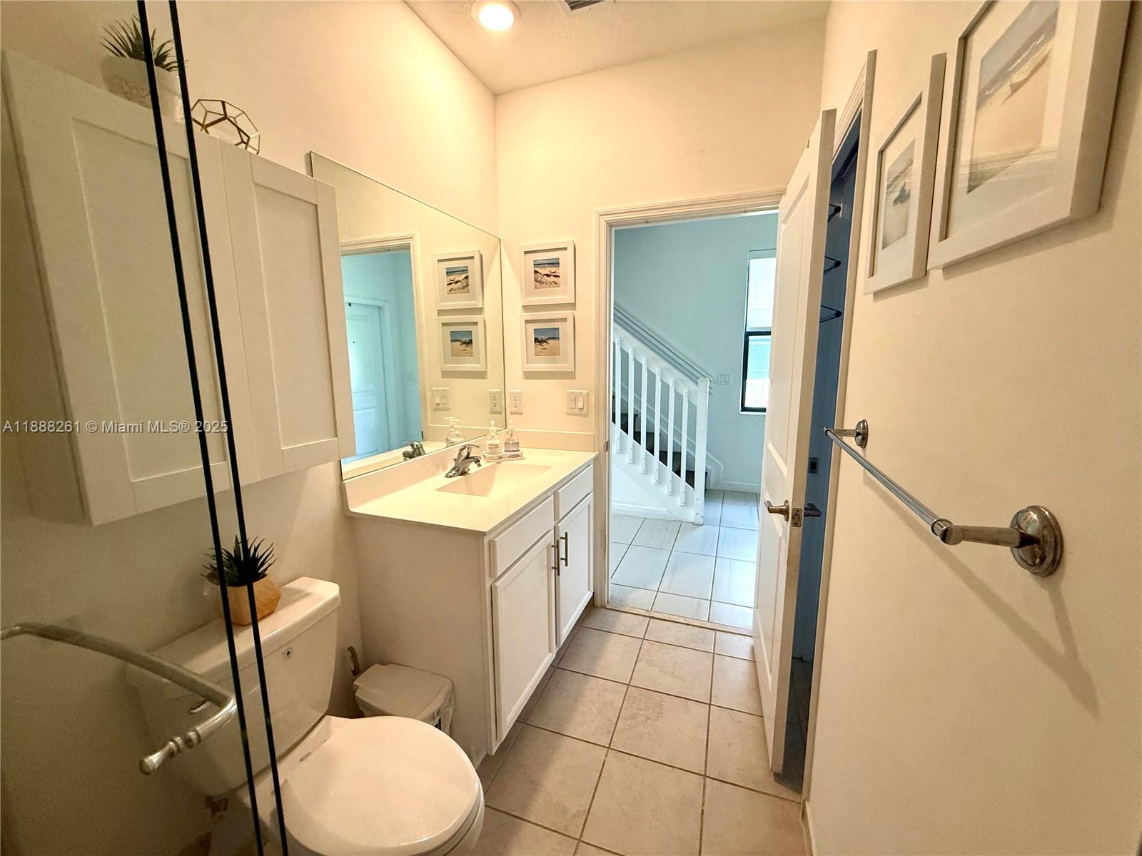 VIA VENTURA NEIGHBORHOOD - Residential