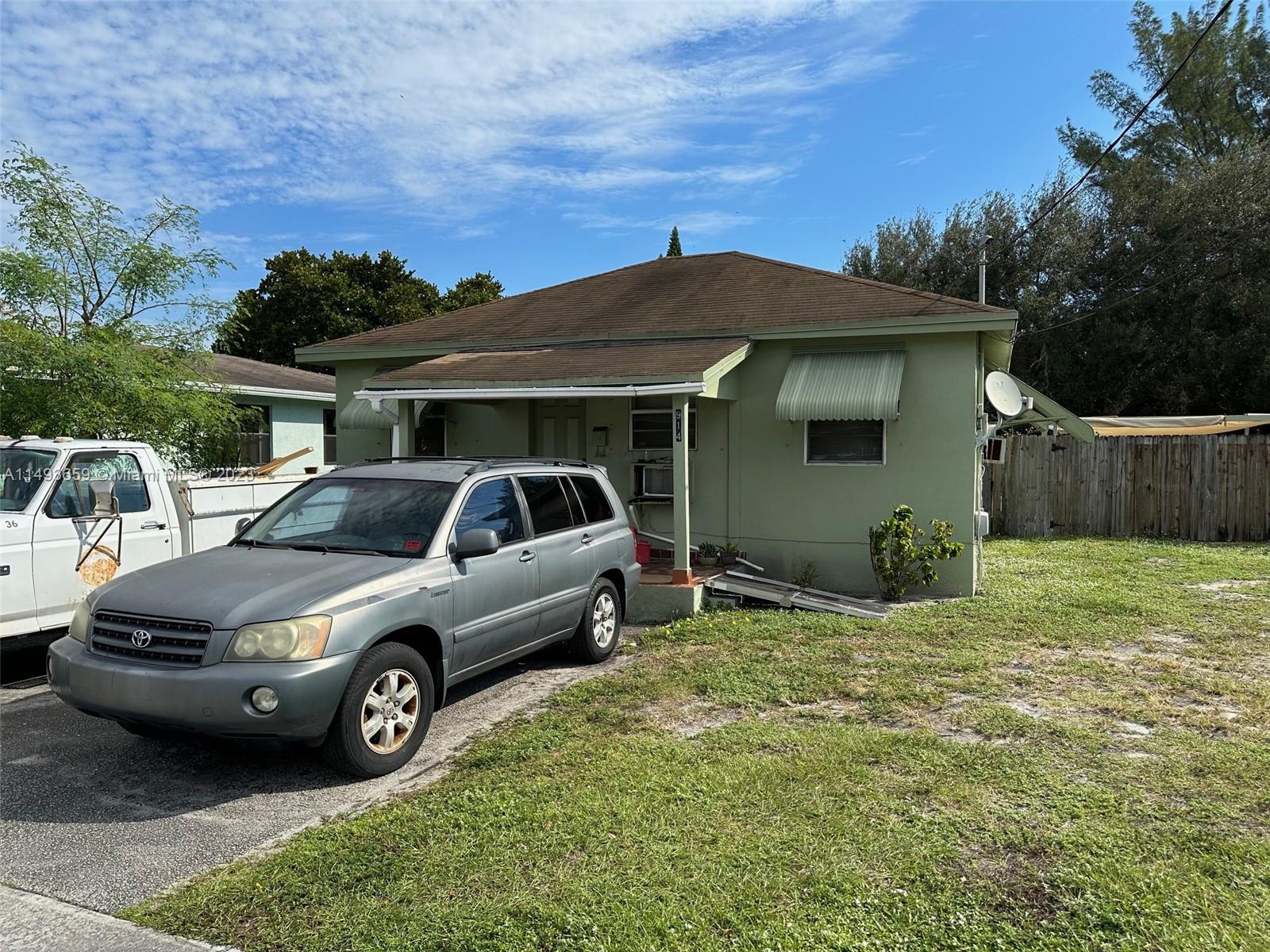 LINCOLN PARK REPLAT - Residential