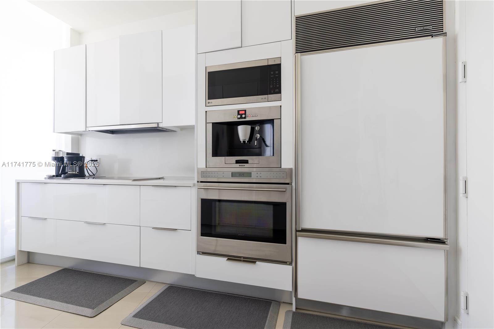 TDR TOWER I CONDO - Residential