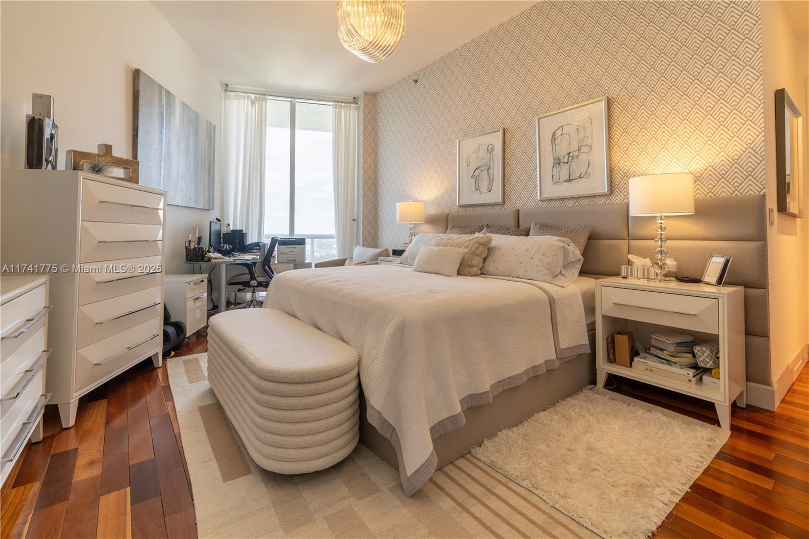 TDR TOWER I CONDO - Residential