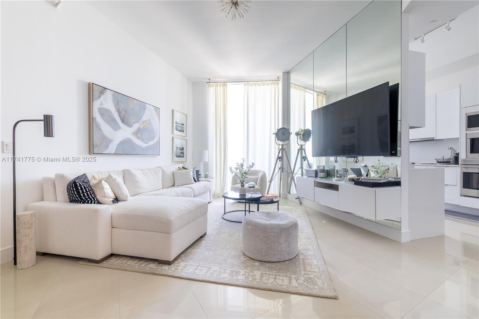 TDR TOWER I CONDO - Residential