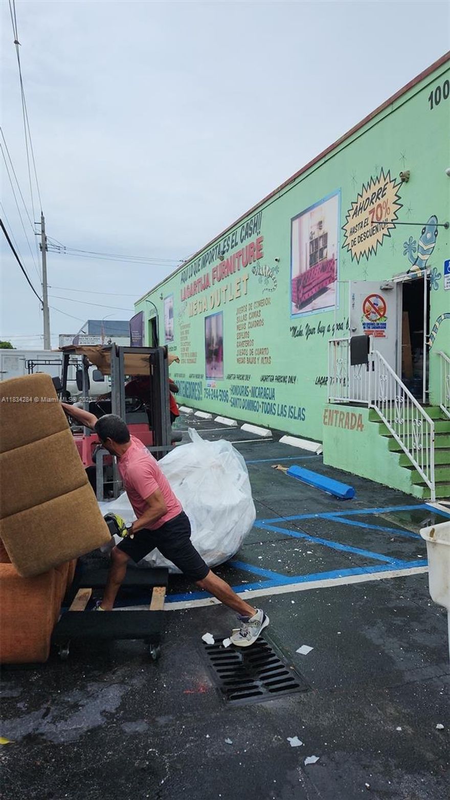 Furniture store in East Hialeah, owner wants to retire.  The business has been established for 8 years and has annual sales exceeding 1M a year.  Furniture inventory is included in the selling price, contact listing agent for showings, do not disturb the employees. No real estate, the business only.