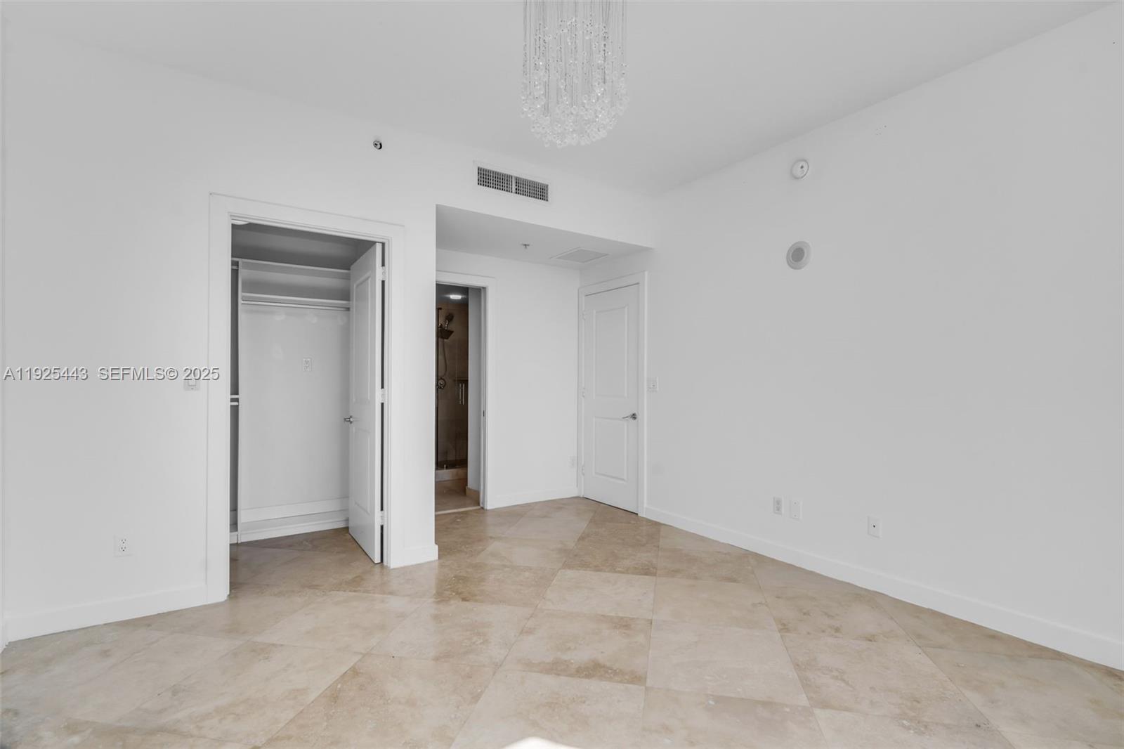 STRADA 315 CONDO - Residential