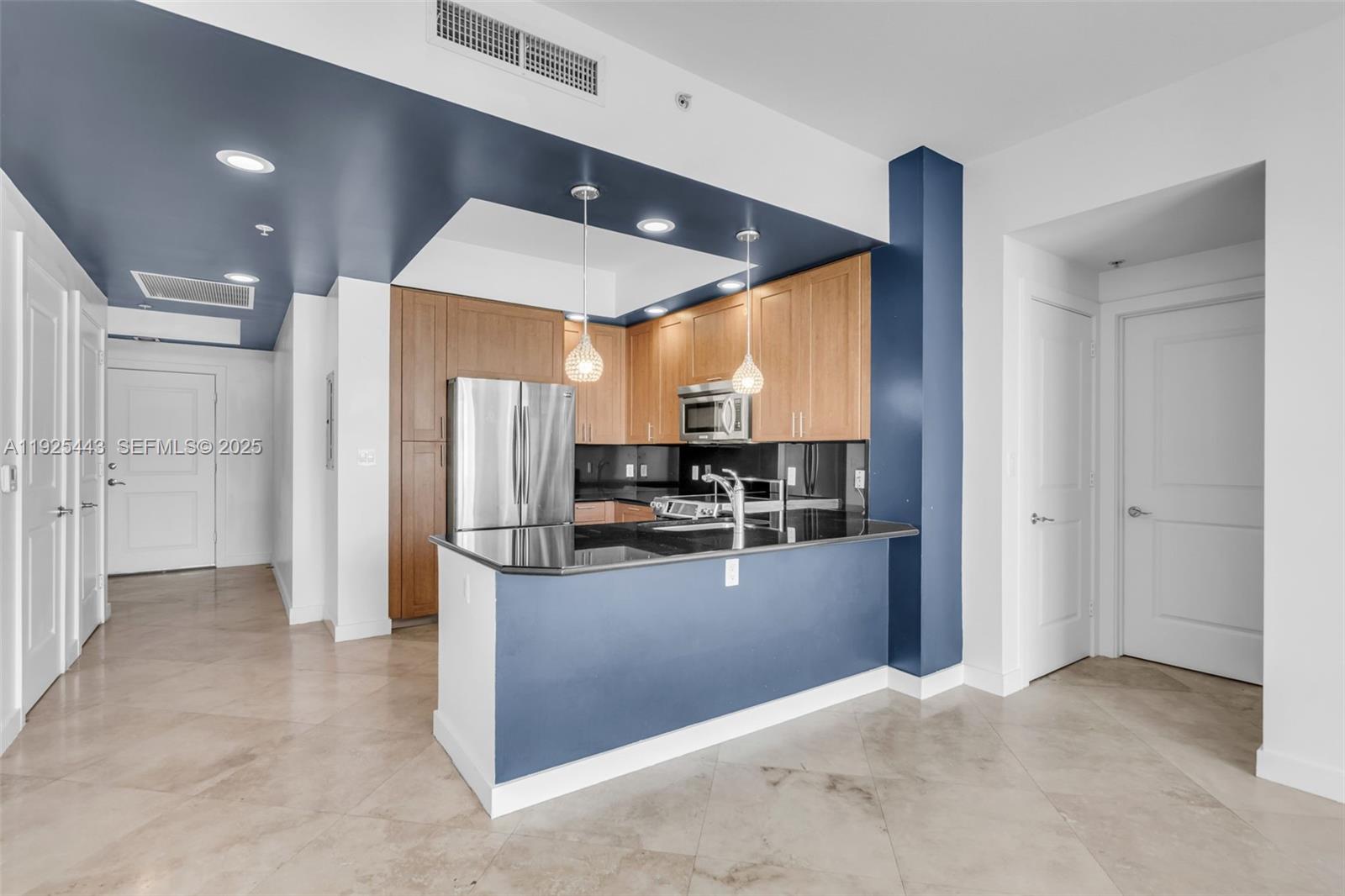 STRADA 315 CONDO - Residential