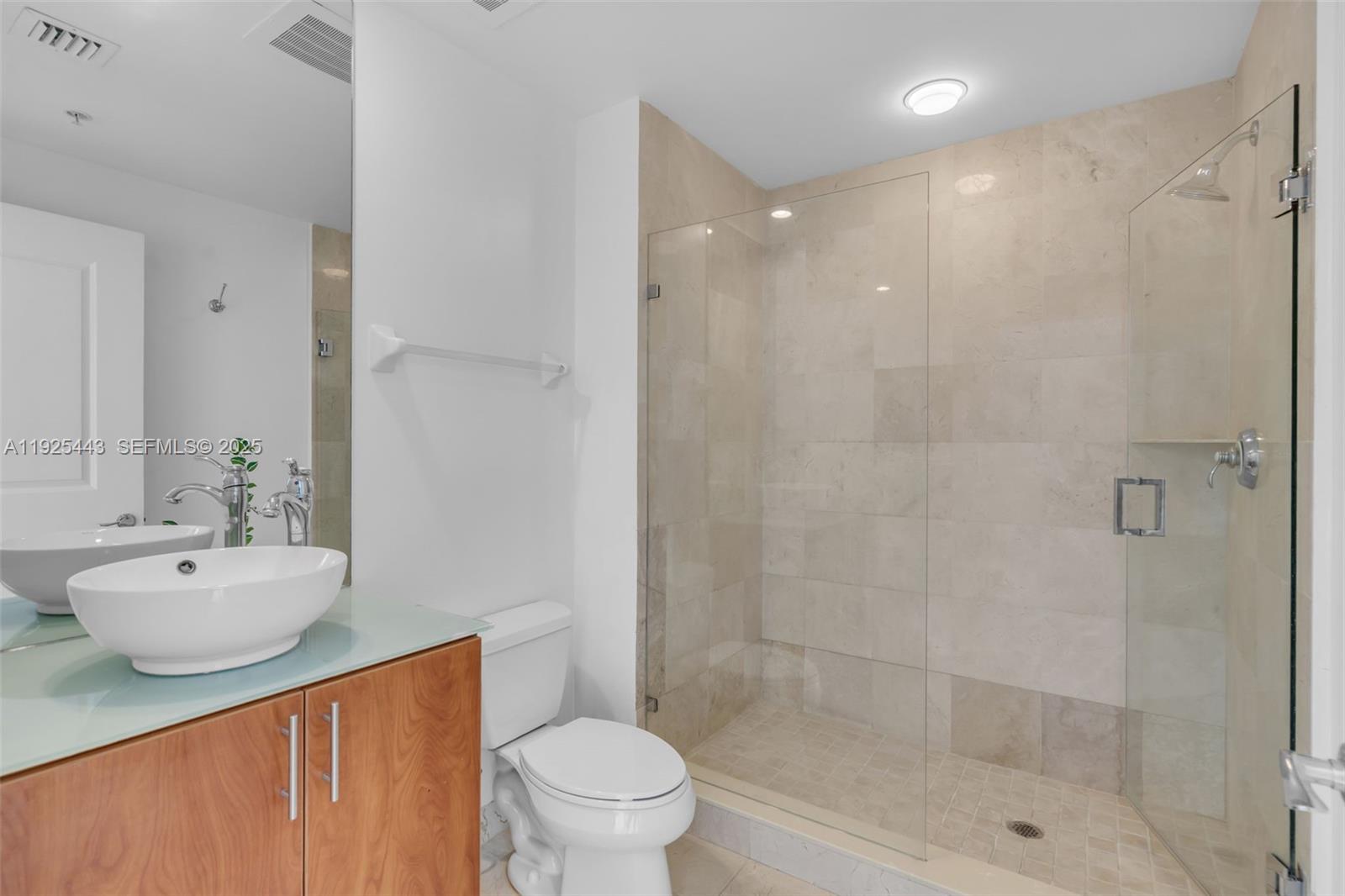 STRADA 315 CONDO - Residential