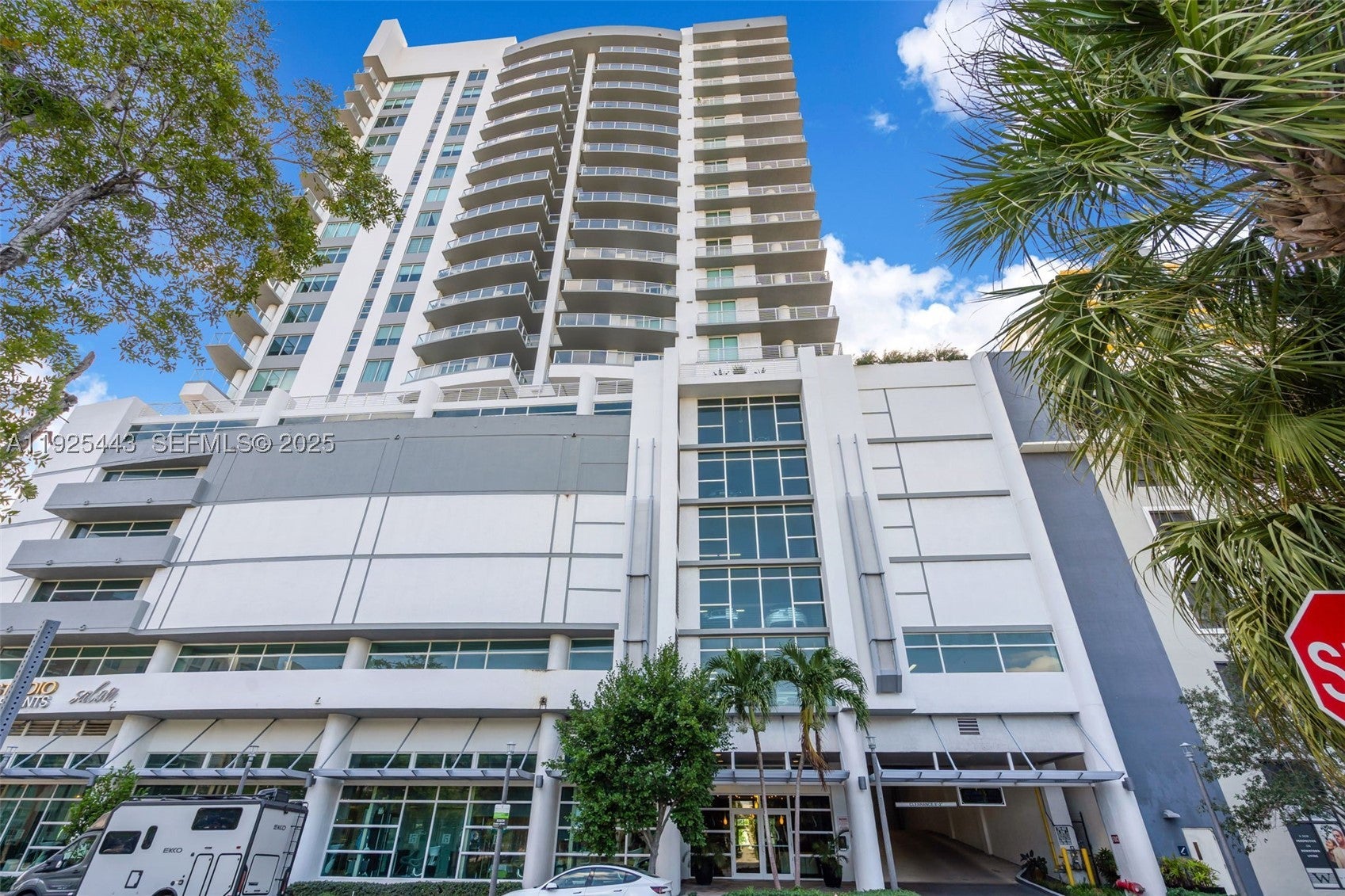 315 NE 3rd Ave 1805, Fort Lauderdale FL 33301