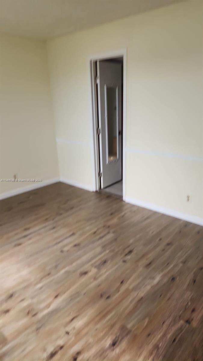 LAKESHORE AT UNIVERSITY P - Residential Lease