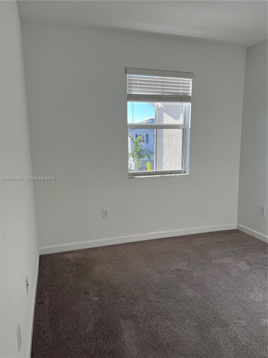 HOMESTEAD PARK OF COMMERC - Residential Lease