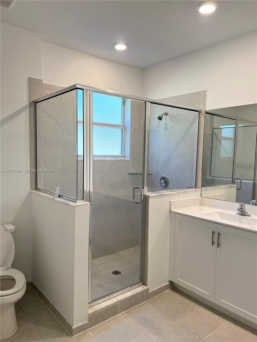 HOMESTEAD PARK OF COMMERC - Residential Lease