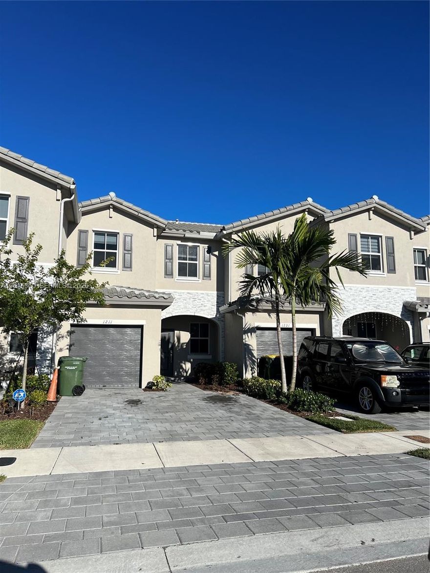 Spacious and beautifully designed 3-bedroom, 2.5-bath townhouse featuring an open-concept layout and a private gated patio perfect for relaxing or entertaining. This stunning home is equipped with stainless steel appliances, blinds, and modern finishes throughout. Enjoy resort-style amenities including a clubhouse, fitness center, community pool, green areas, and more. Conveniently located just minutes from highly rated schools, shopping, dining, and with easy access to the Turnpike for a quick commute to Downtown Miami and other key areas. Association fee included in rent. Tenant occupied — showings by appointment only, please schedule in advance. Call Agent.