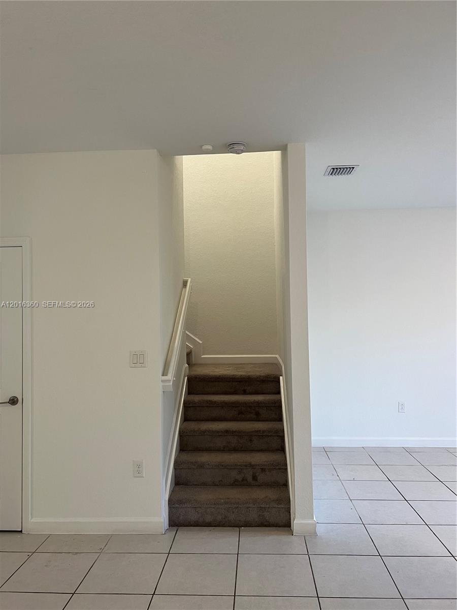 HOMESTEAD PARK OF COMMERC - Residential Lease