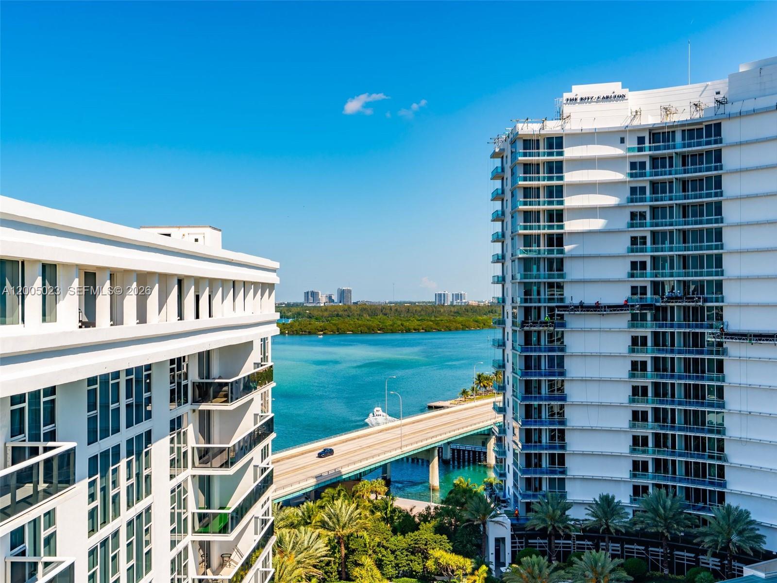 HARBOUR HOUSE - Residential