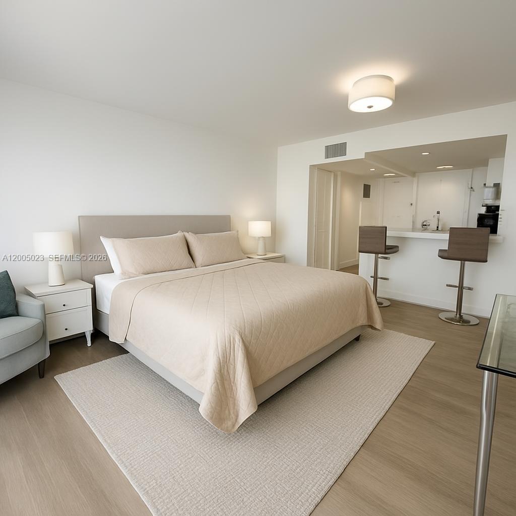 10275 Collins Ave 1502