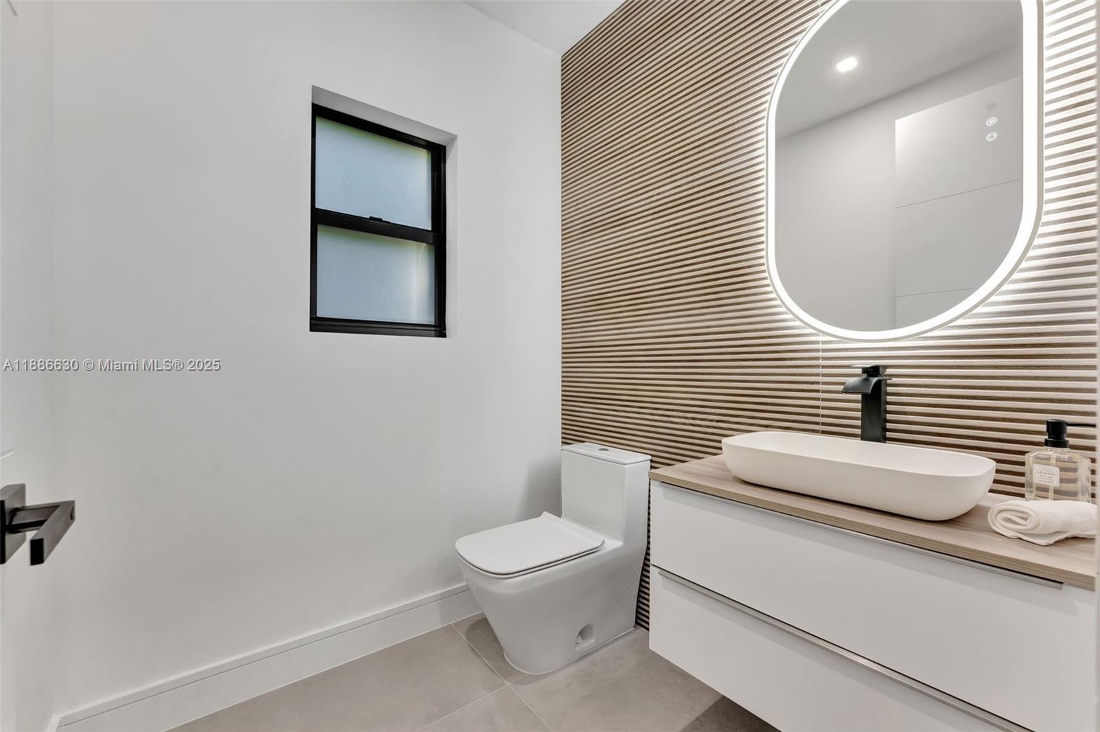 AMD PL GRIFFING BISCAYNE - Residential