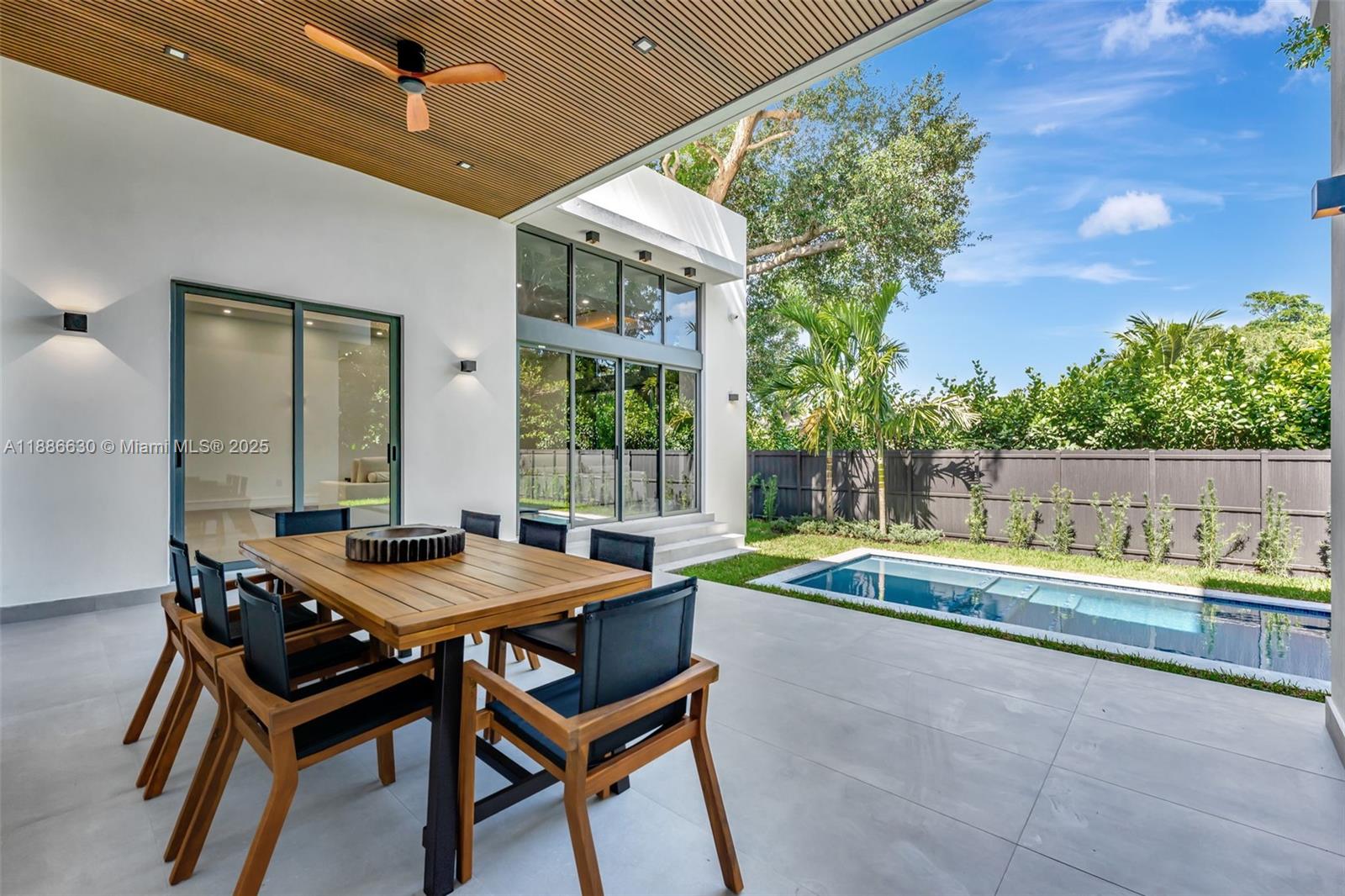 AMD PL GRIFFING BISCAYNE - Residential