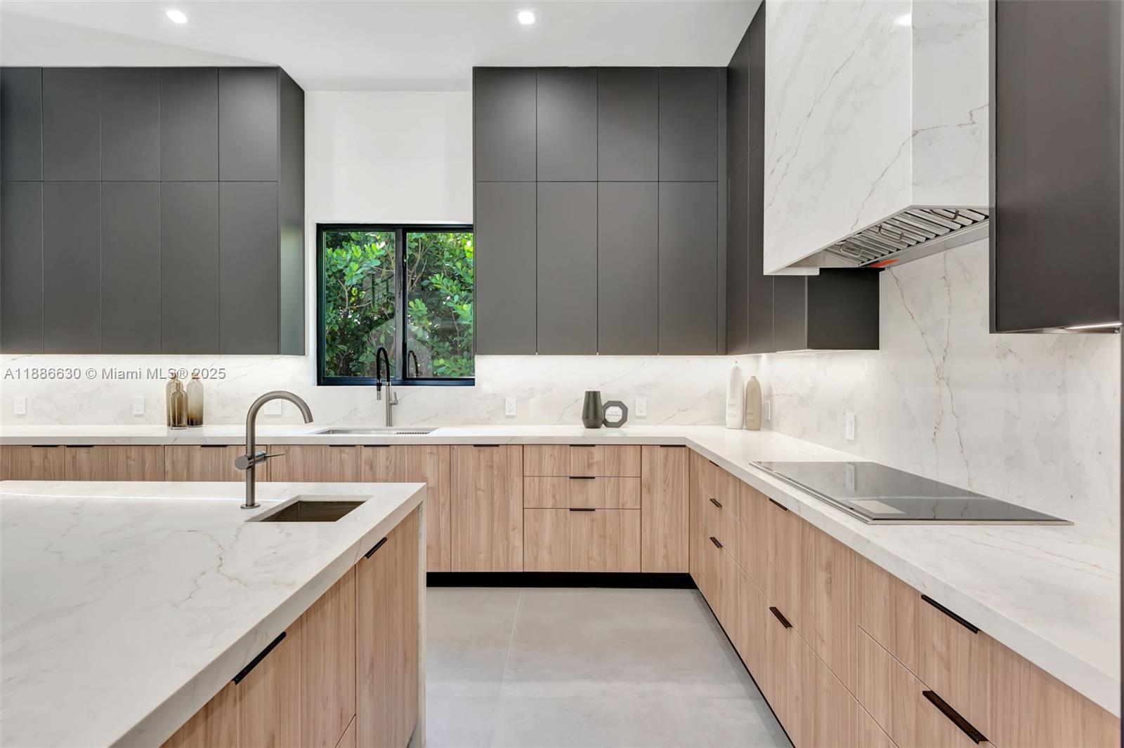 AMD PL GRIFFING BISCAYNE - Residential