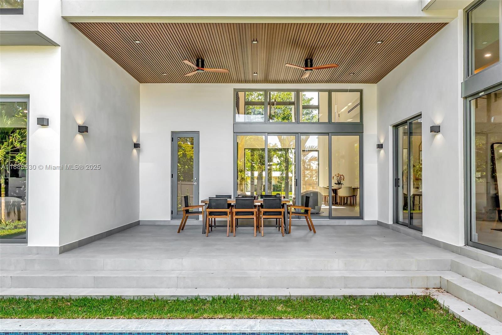 AMD PL GRIFFING BISCAYNE - Residential