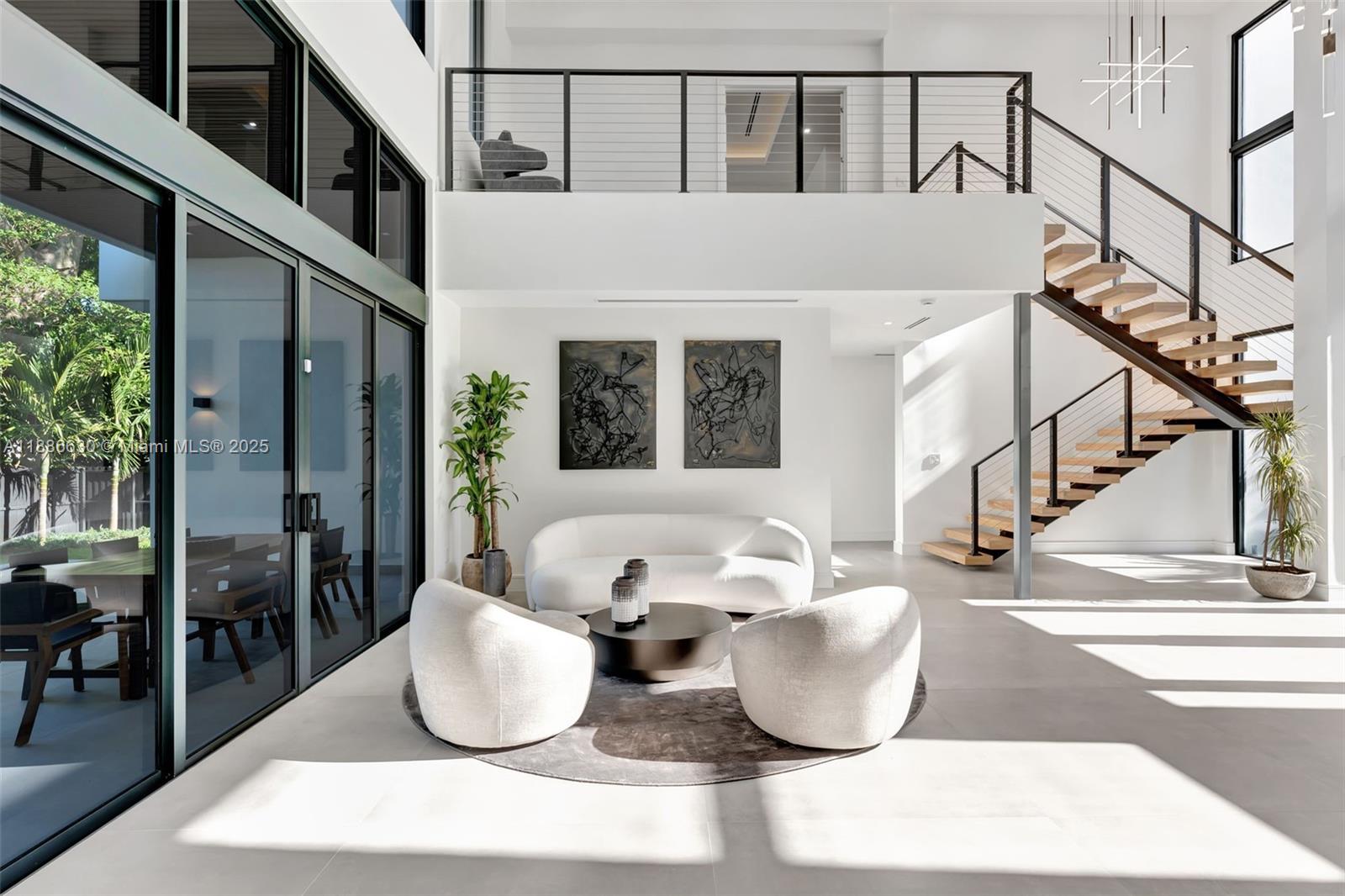 AMD PL GRIFFING BISCAYNE - Residential