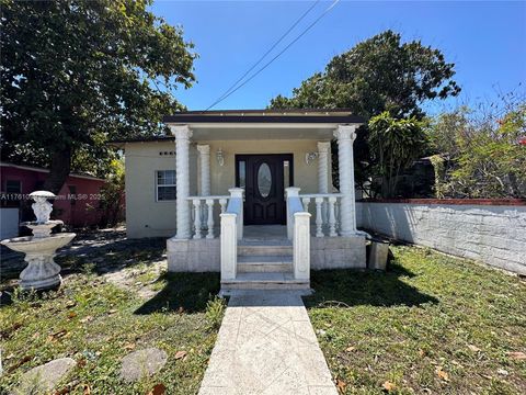 52 NW 33rd St Miami FL 33127