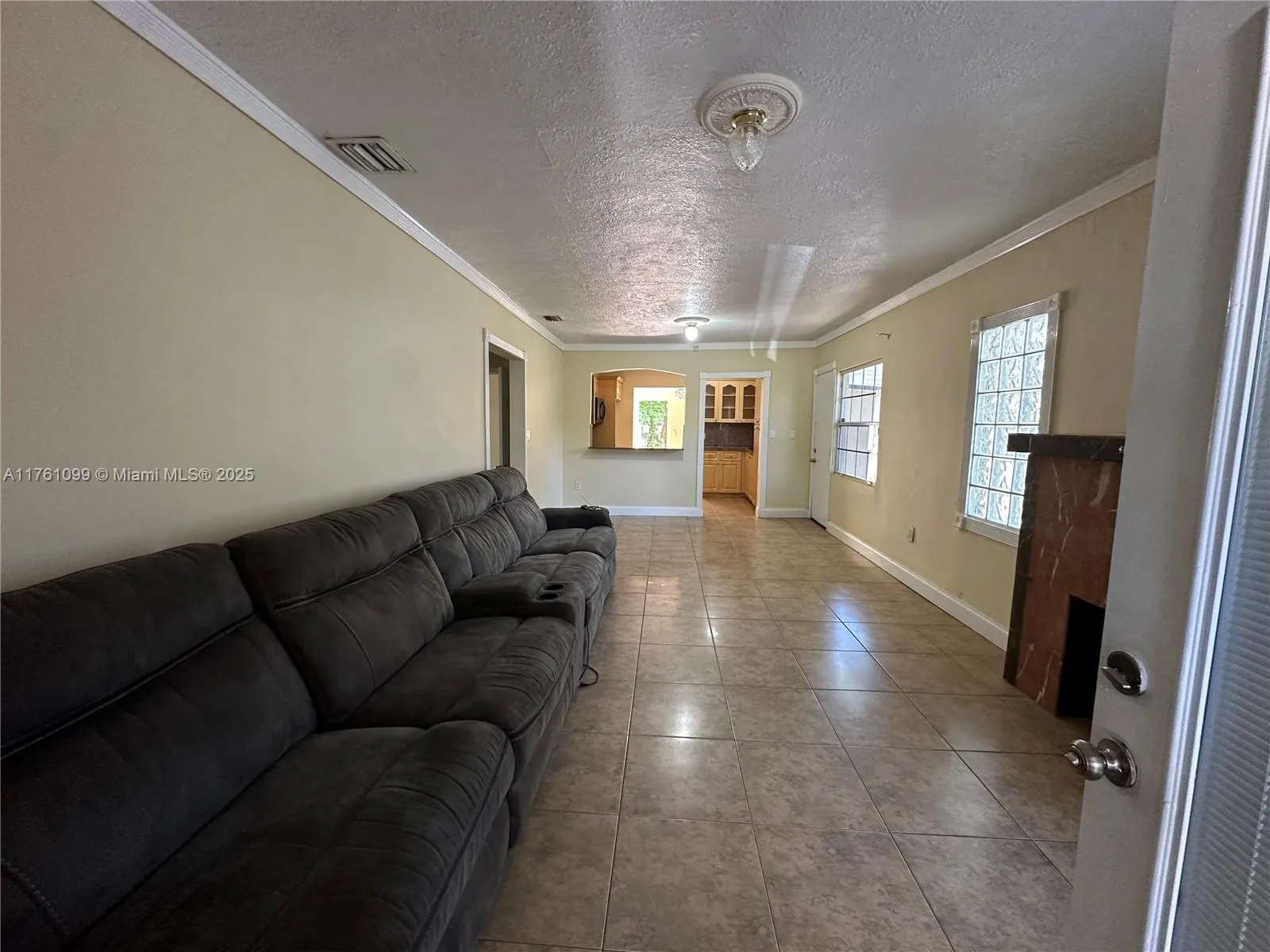 Miami, Florida 33127, United States, 3 Bedrooms Bedrooms, ,2 BathroomsBathrooms,Residential,Active,86123