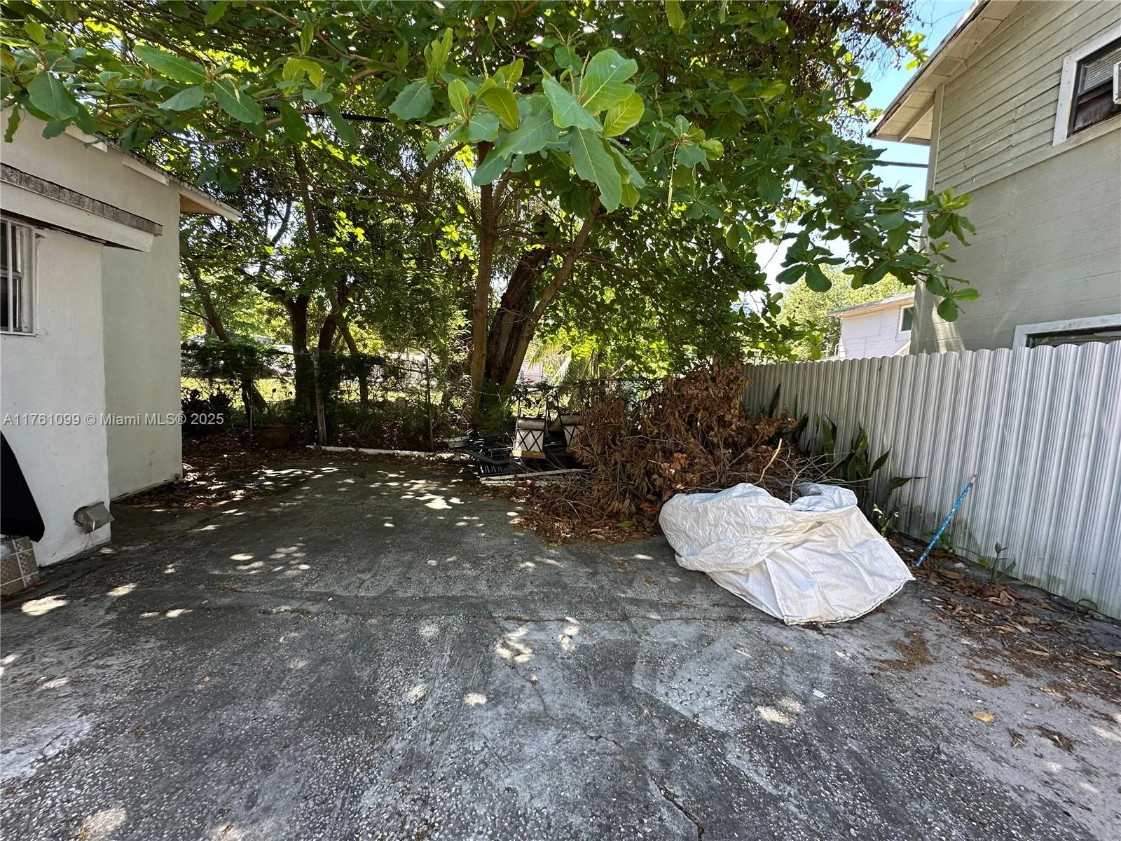 Miami, Florida 33127, United States, 3 Bedrooms Bedrooms, ,2 BathroomsBathrooms,Residential,Active,86123