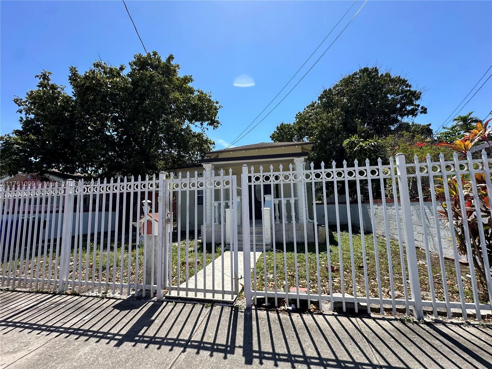 Miami, Florida 33127, United States, 3 Bedrooms Bedrooms, ,2 BathroomsBathrooms,Residential,Active,86123