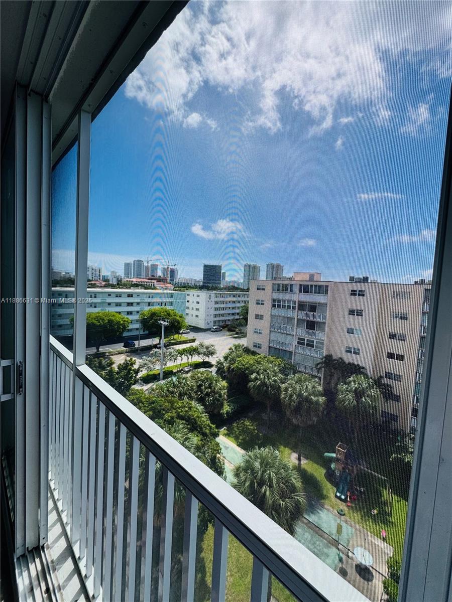 MEADOWBROOK TOWERS CONDO - Residential