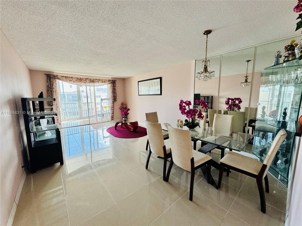 Photo of 619 NE 14th Ave #703, Hallandale Beach, FL 33009 (MLS # A11886631)