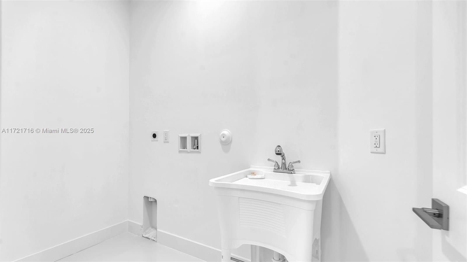 GRIFFING SILVER PALM SUB - Residential