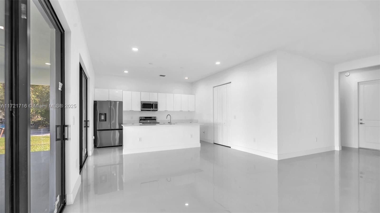 GRIFFING SILVER PALM SUB - Residential