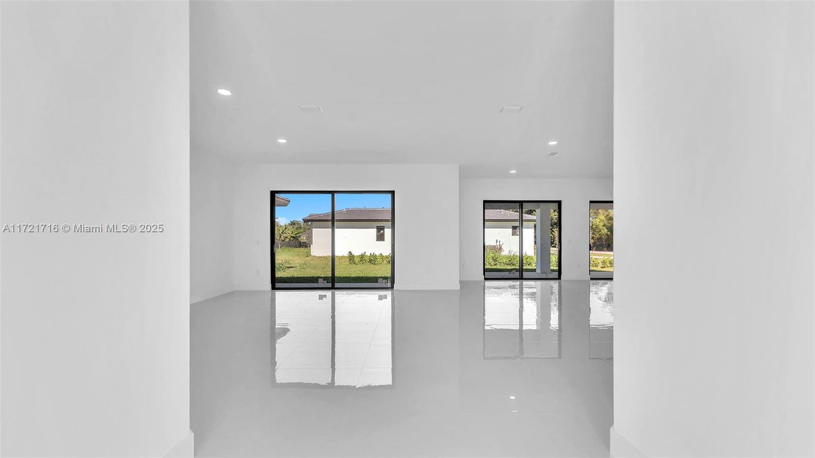 GRIFFING SILVER PALM SUB - Residential